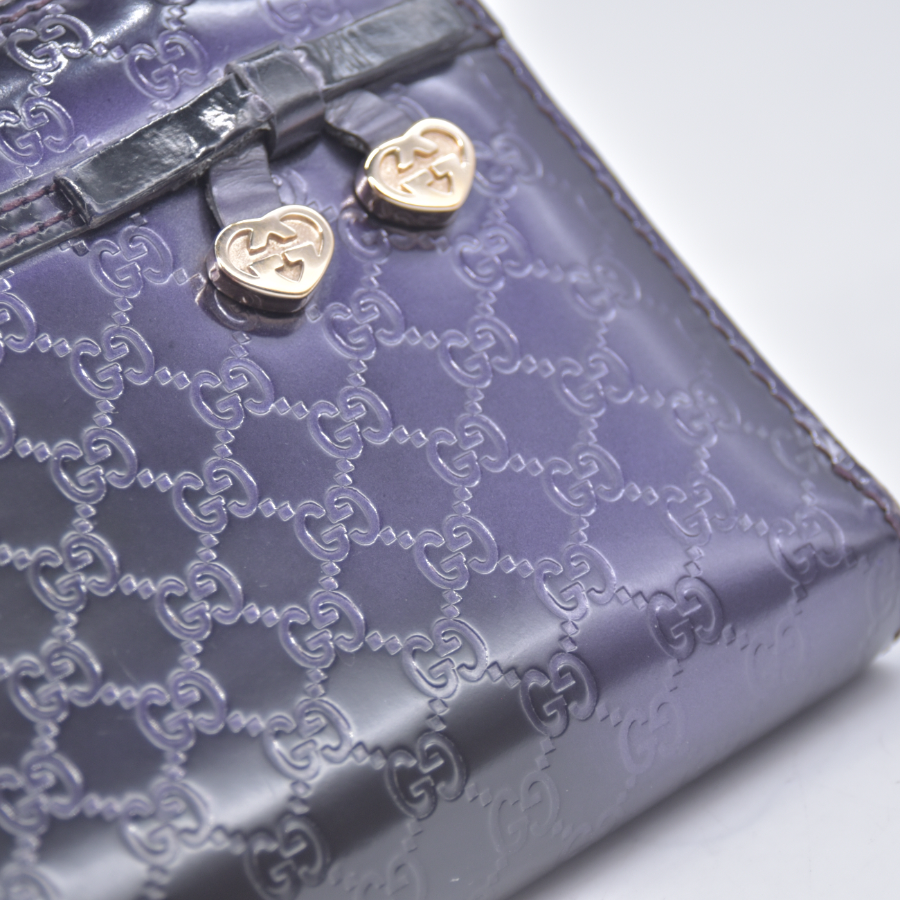 $595 Gucci Guccissima Metallic Micro GG Zip Around Wallet Purple CONSIGNMENT