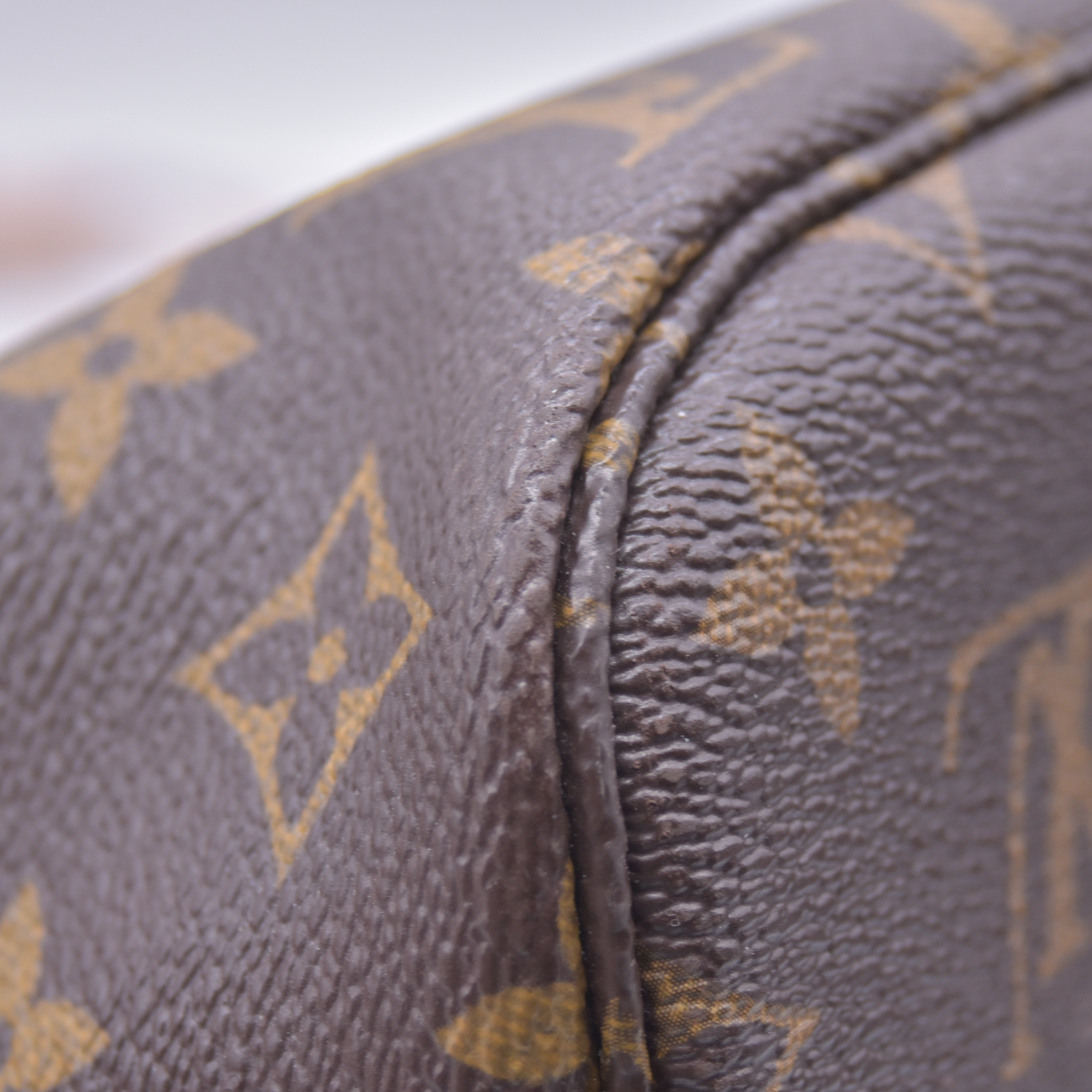 $2800 2015 Louis Vuitton Monogram Saint Barth V Neverfull MM Light Pink