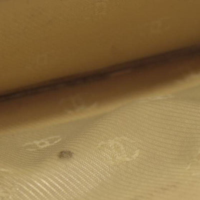 $875 Chanel Coco Button Coin Purse Beige