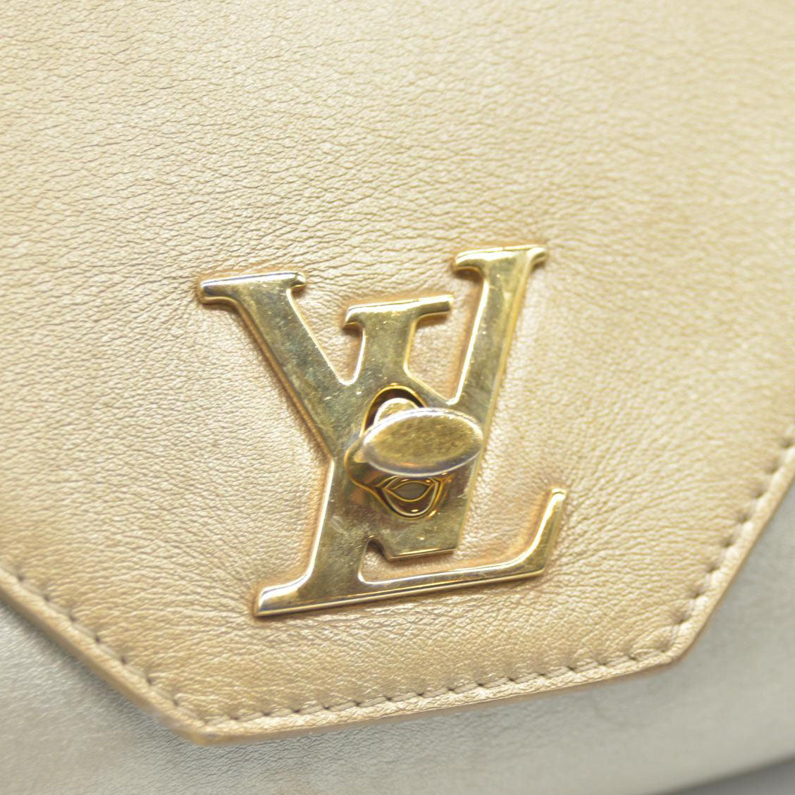 AUCTION $2150 Louis Vuitton Metallic Calfskin Love Note Gold Bronze