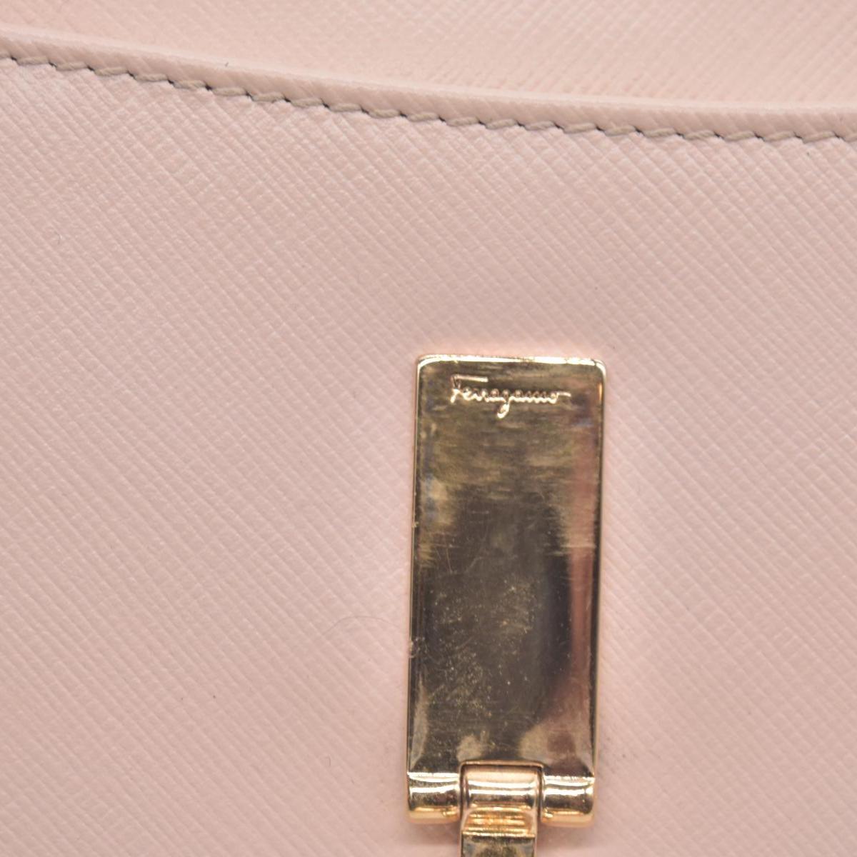 $565 SALVATORE FERRAGAMO Saffiano Gancini Bar Compact Wallet Light Pink CONSIGNMENT