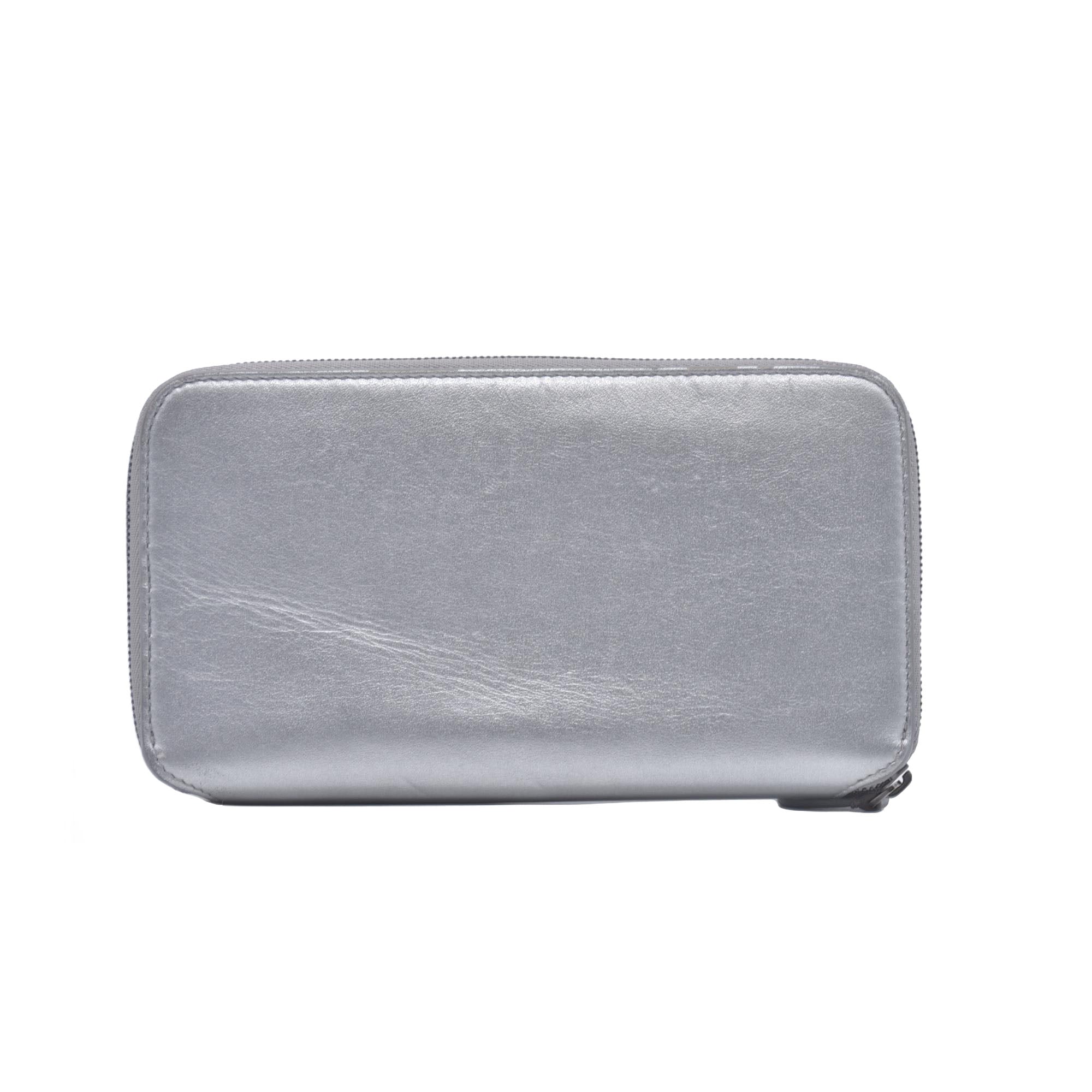 $550 Balenciaga Silver Metallic Wallet CONSIGNMENT 10021042