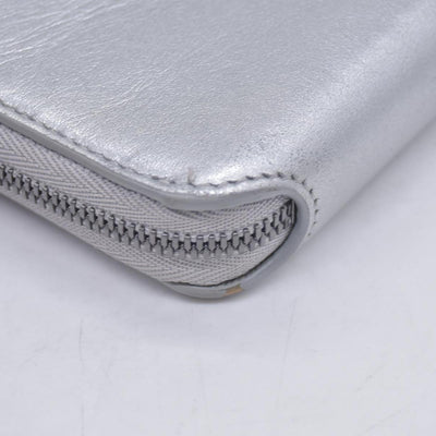 $550 Balenciaga Silver Metallic Wallet CONSIGNMENT 10021042