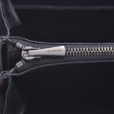 $550 Balenciaga Silver Metallic Wallet CONSIGNMENT 10021042