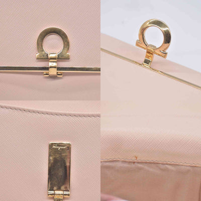 $565 SALVATORE FERRAGAMO Saffiano Gancini Bar Compact Wallet Light Pink CONSIGNMENT