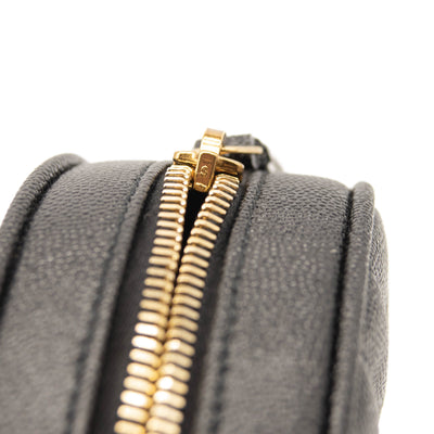 Saint Laurent Grain De Poudre Matelasse Chevron Quilted Round Vinyle Camera Bag Black