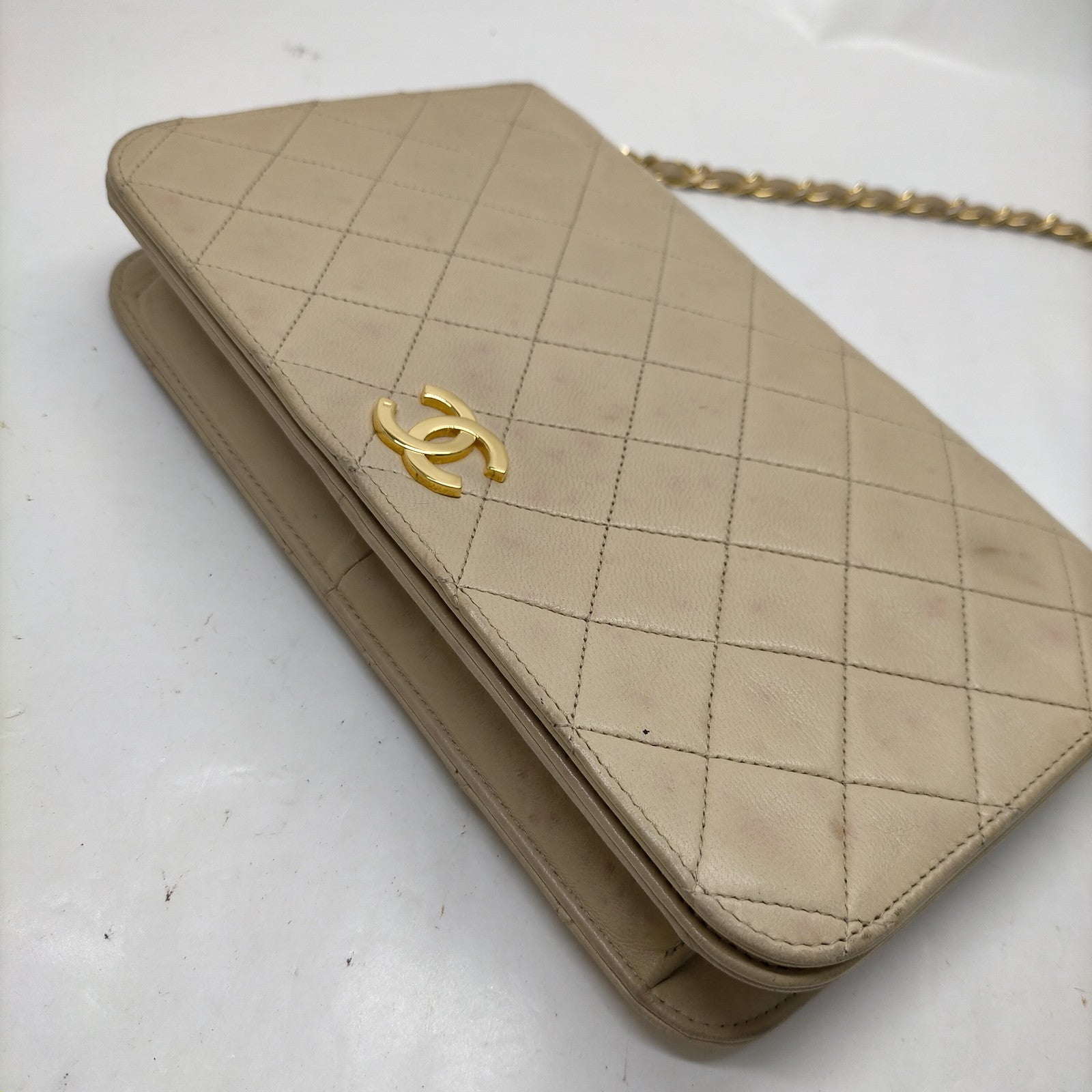 Chanel Shoulder Bag Beige Leather 152694