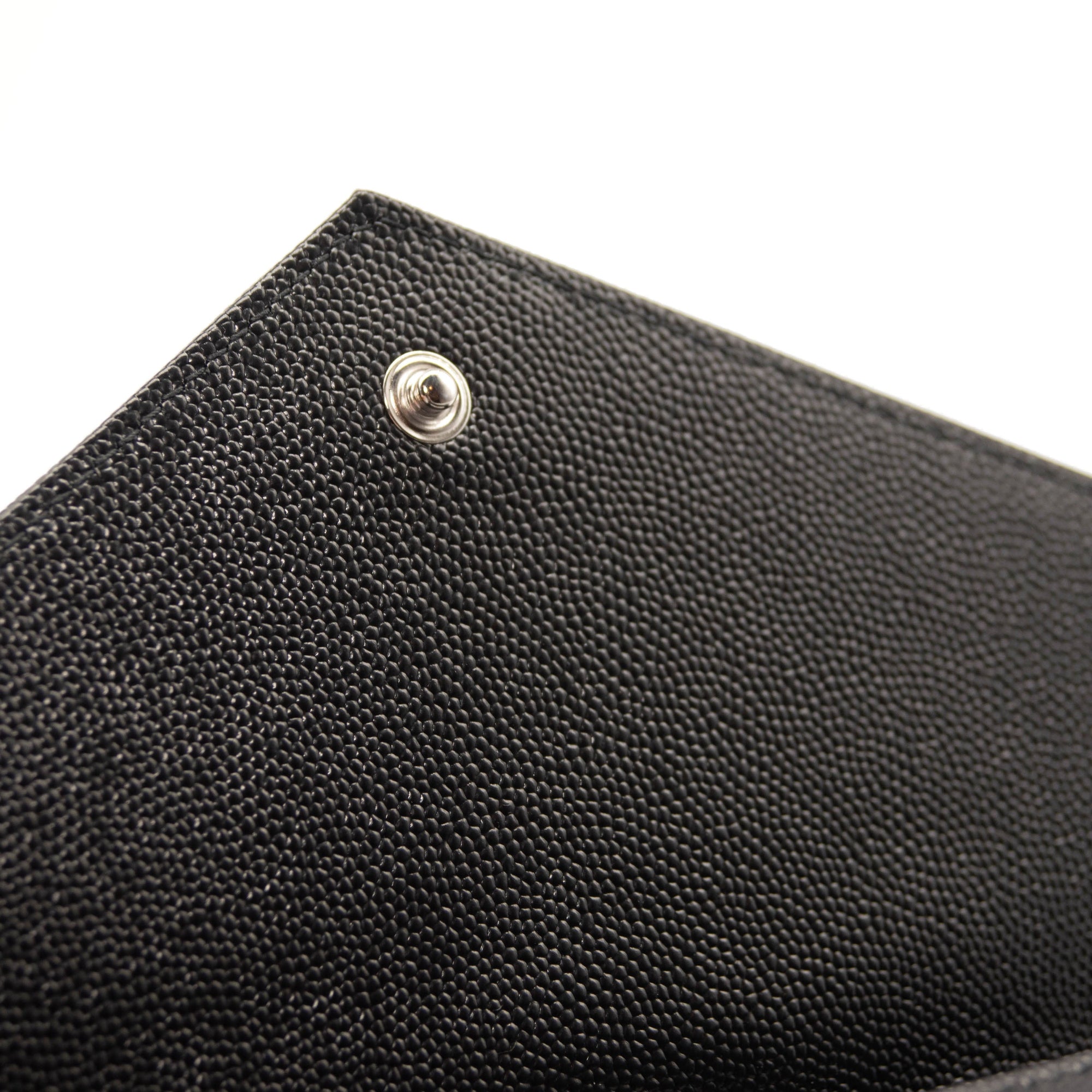 Saint Laurent Grain De Poudre Matelasse Chevron Monogram Chain Wallet Black
