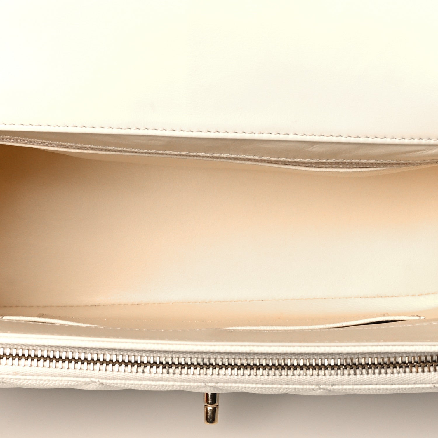 Chanel Caviar quilted large business affinity flap white