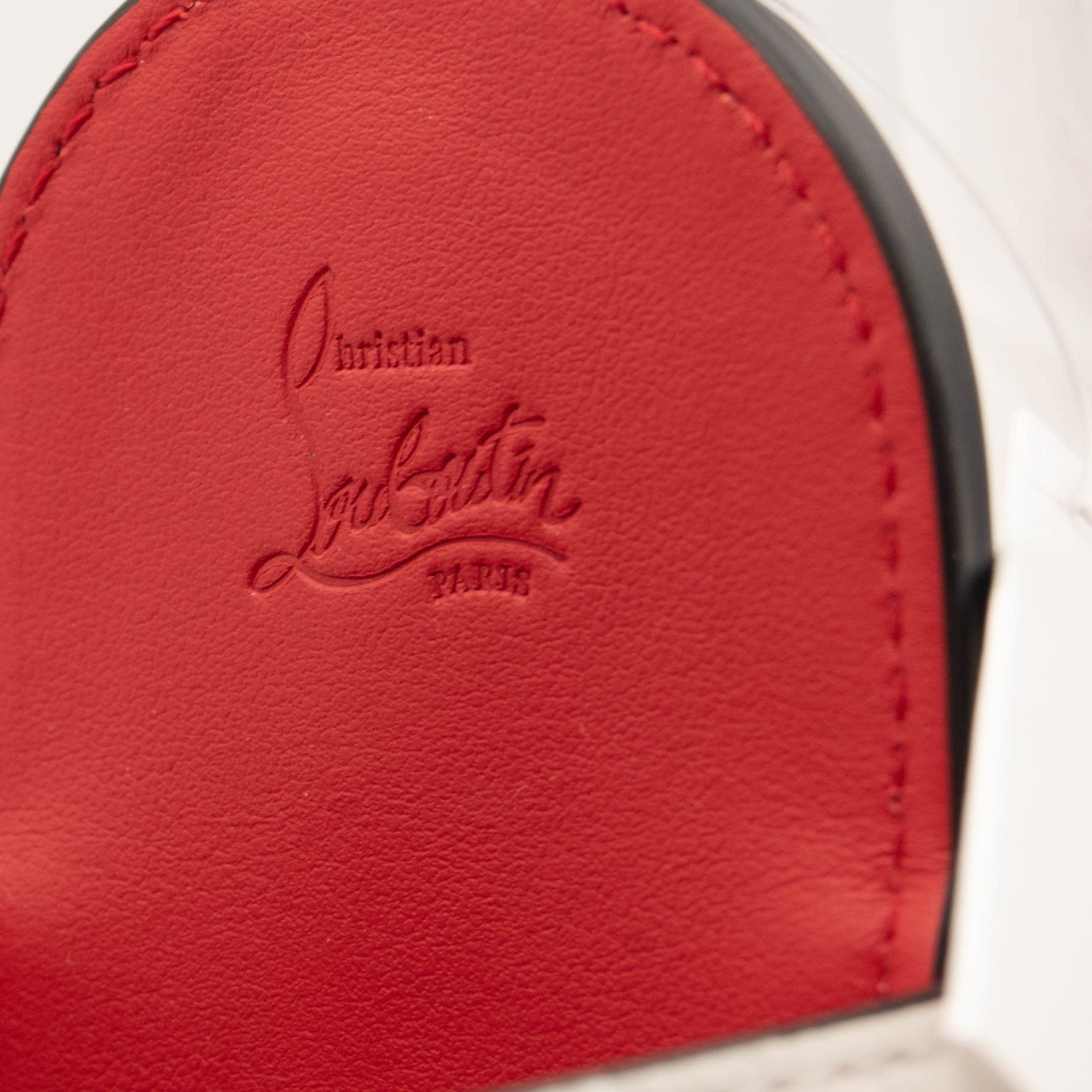 NEW Christian Louboutin Carasky Empire Leather Bucket Bag
