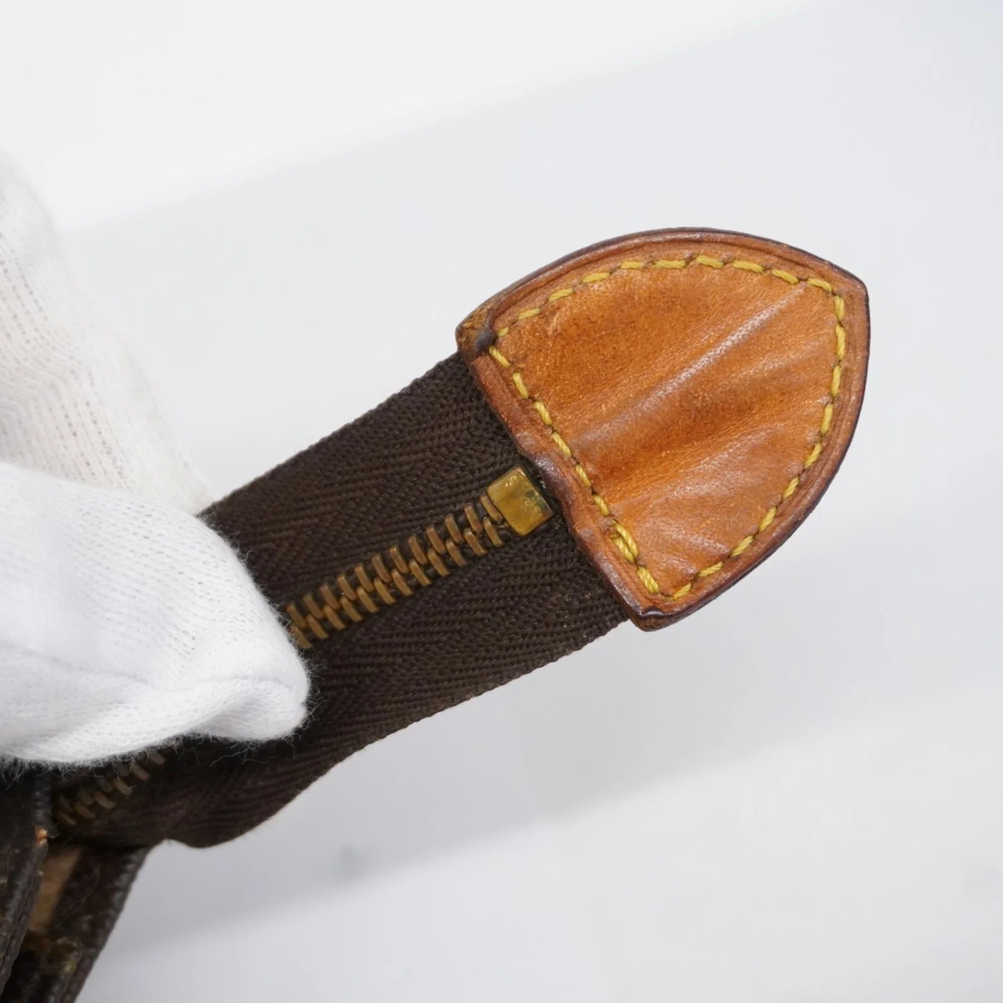 Pre-Order Louis Vuitton  Monogram Toiletry Pouch 26 Faded Minor Stains Inside