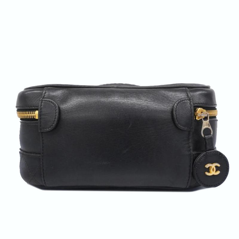 PRE-ORDER  Chanel  Lambskin Vanity Cosmetic Case Black