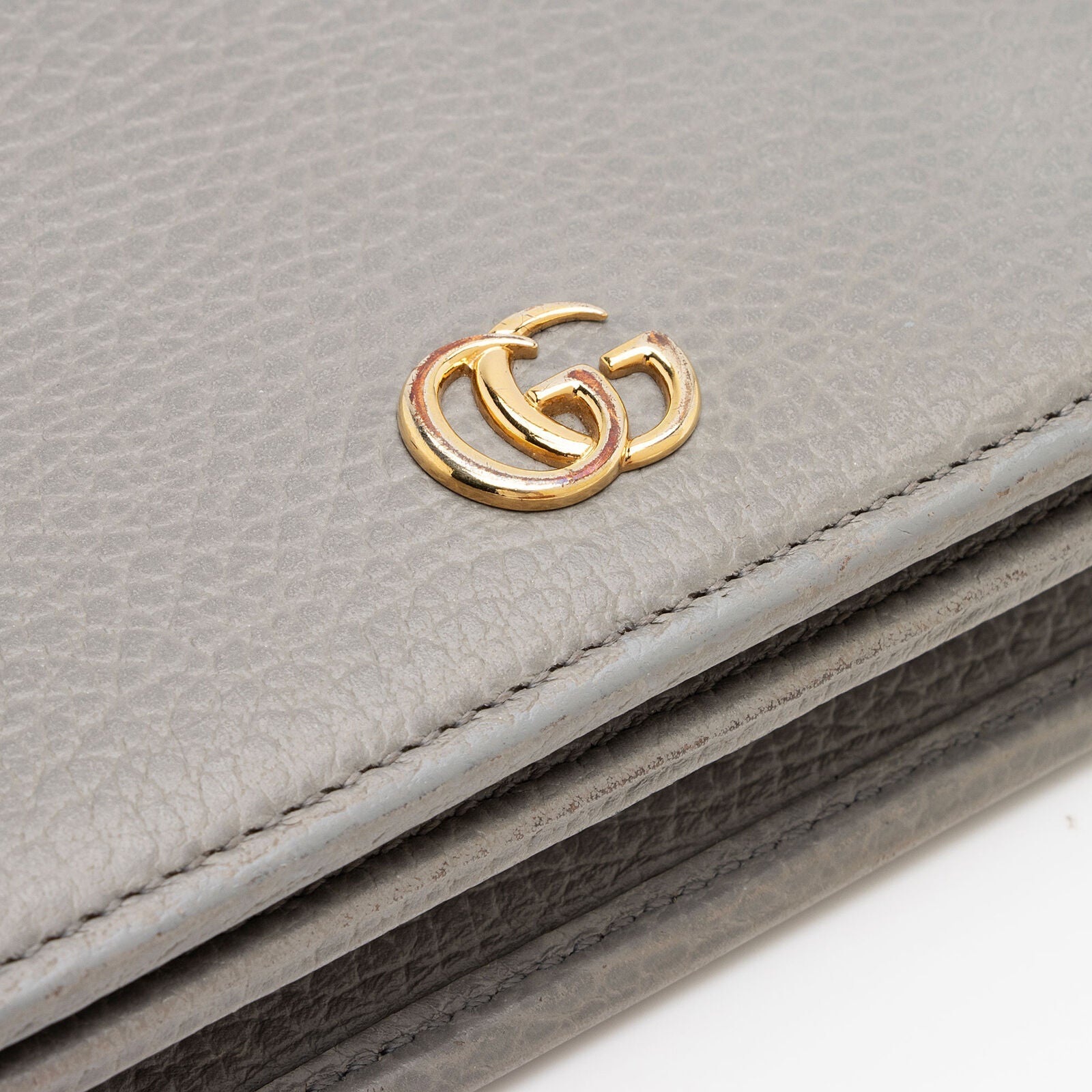 GUCCI Dollar Calfskin Enamel Mini GG Marmont Chain Wallet Grey