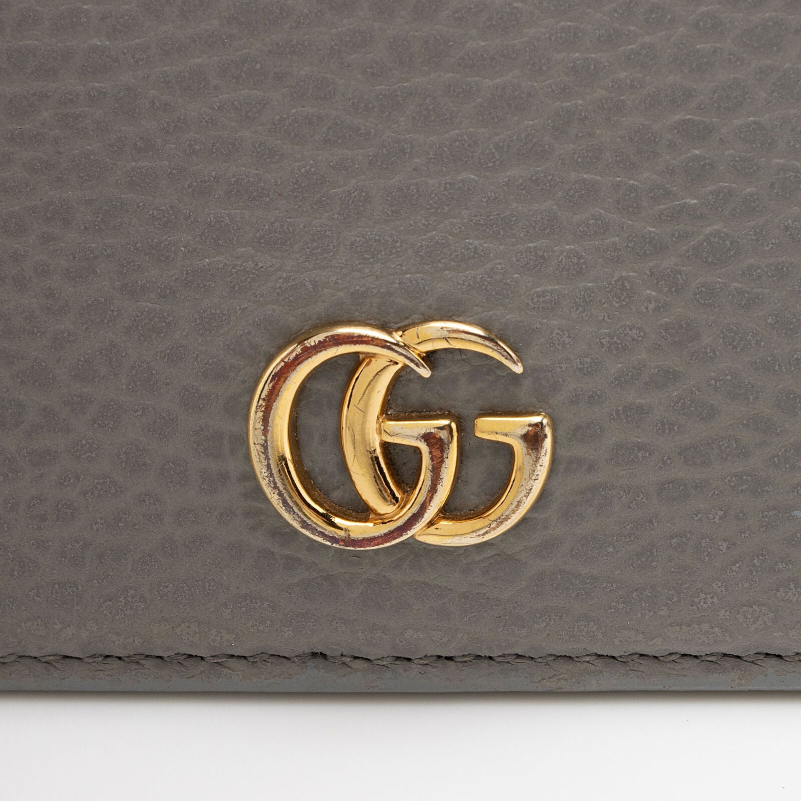 GUCCI Dollar Calfskin Enamel Mini GG Marmont Chain Wallet Grey