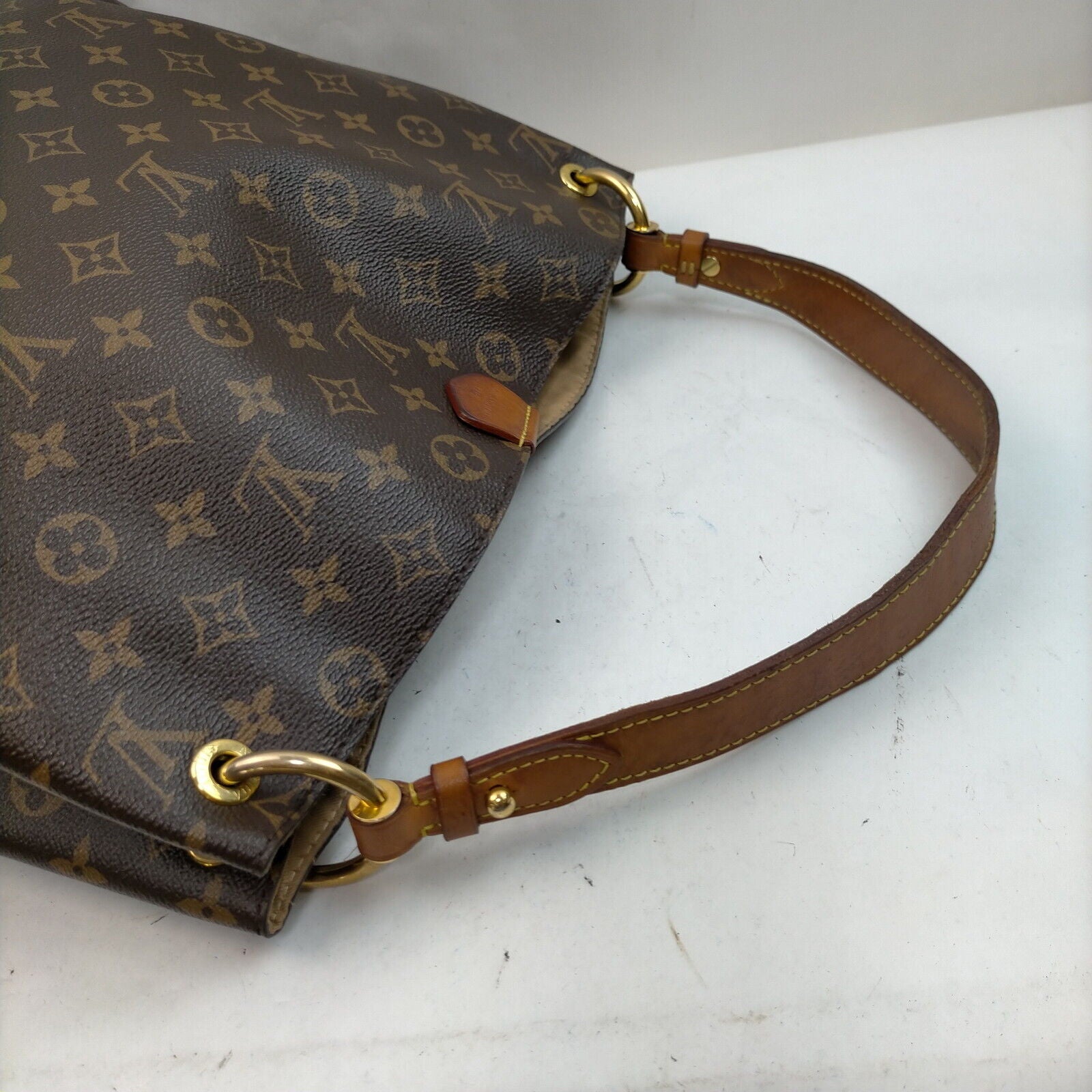 Pre-order  LOUIS VUITTON Monogram Graceful PM MI0210