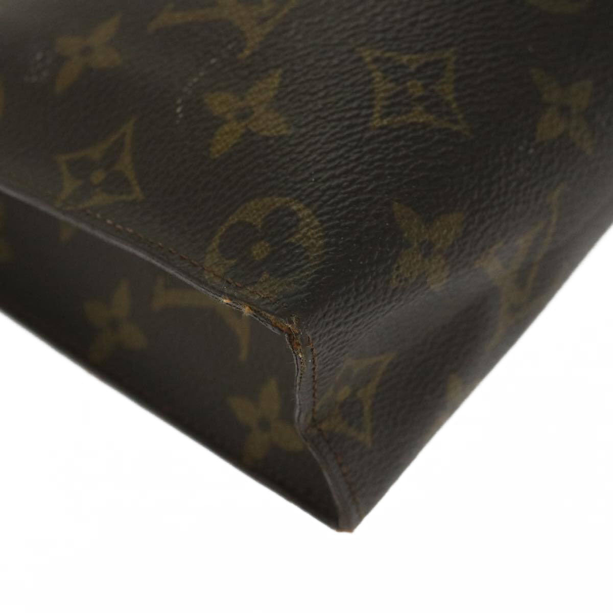 USED LOUIS VUITTON Monogram Toiletry Pouch 26