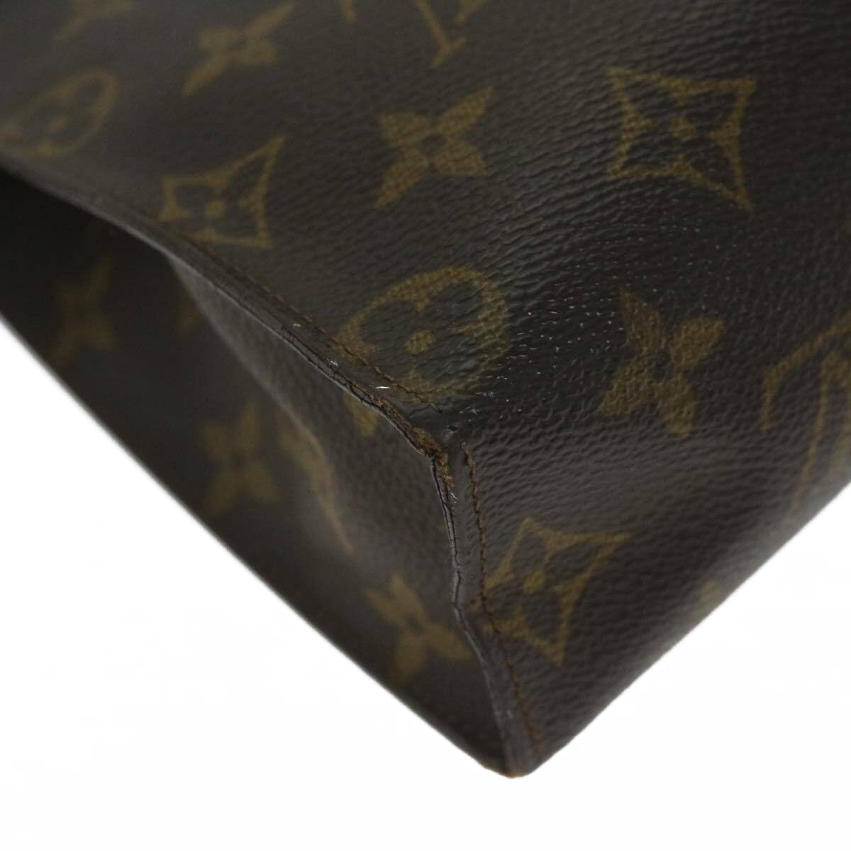 Preorder  LOUIS VUITTON Monogram Toiletry Pouch 26