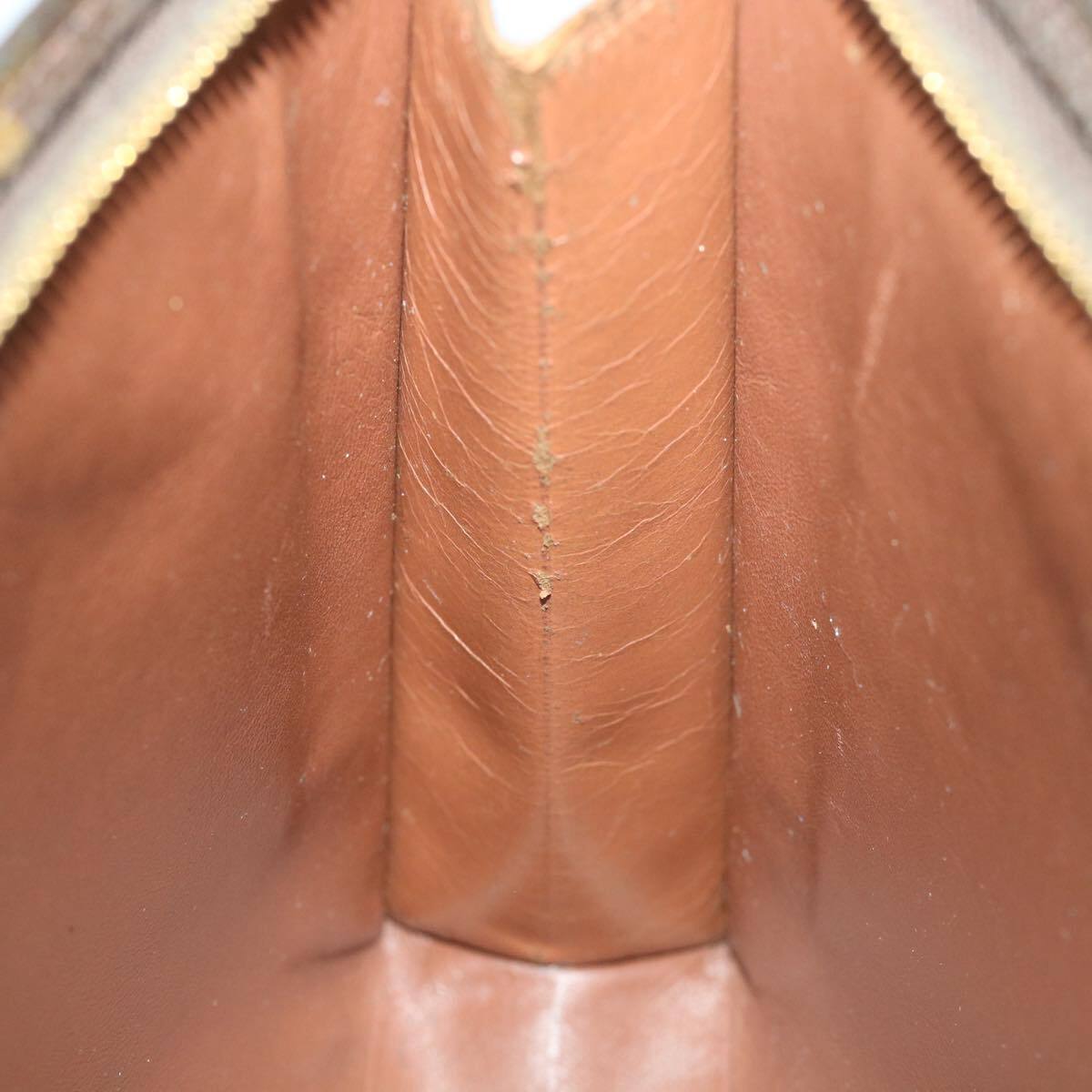 Preorder  LOUIS VUITTON Monogram Toiletry Pouch 26