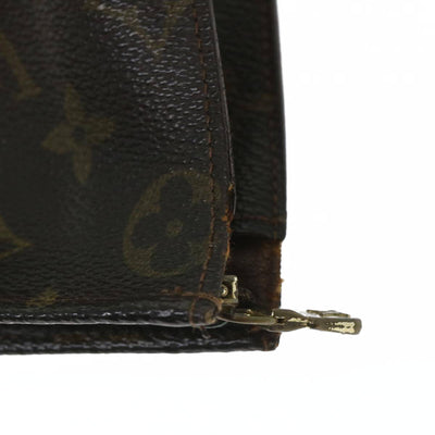 USED LOUIS VUITTON Monogram Toiletry Pouch 26