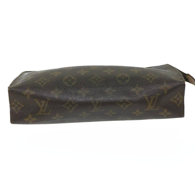 USED LOUIS VUITTON Monogram Toiletry Pouch 26
