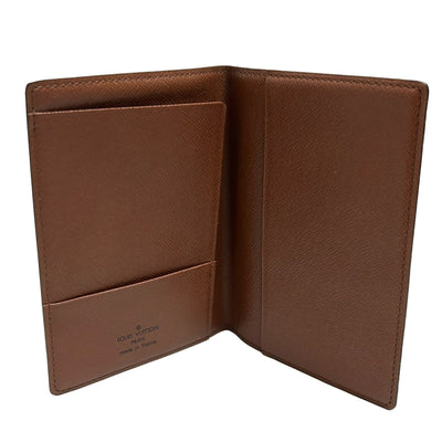 LOUIS VUITTON Monogram Passport  MI0936