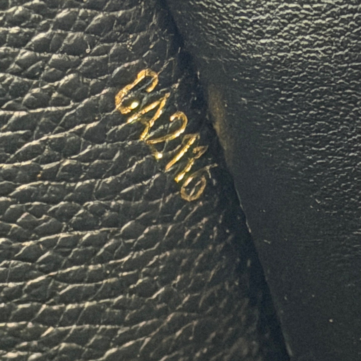 $1060 2016 Louis Vuitton Empreinte Sarah Wallet NM Black CA2116