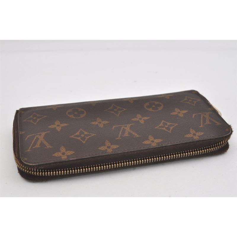 USED LOUIS VUITTON Monogram Zippy Wallet