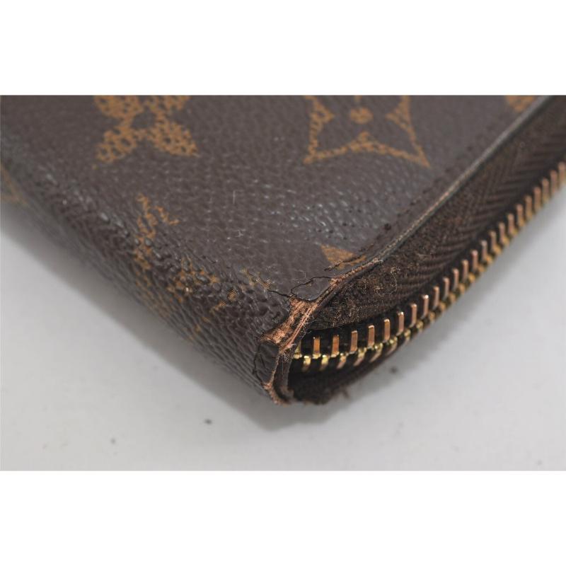 USED LOUIS VUITTON Monogram Zippy Wallet