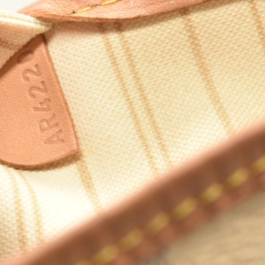 LOUIS VUITTON Damier Azur Neverfull MM AR4220