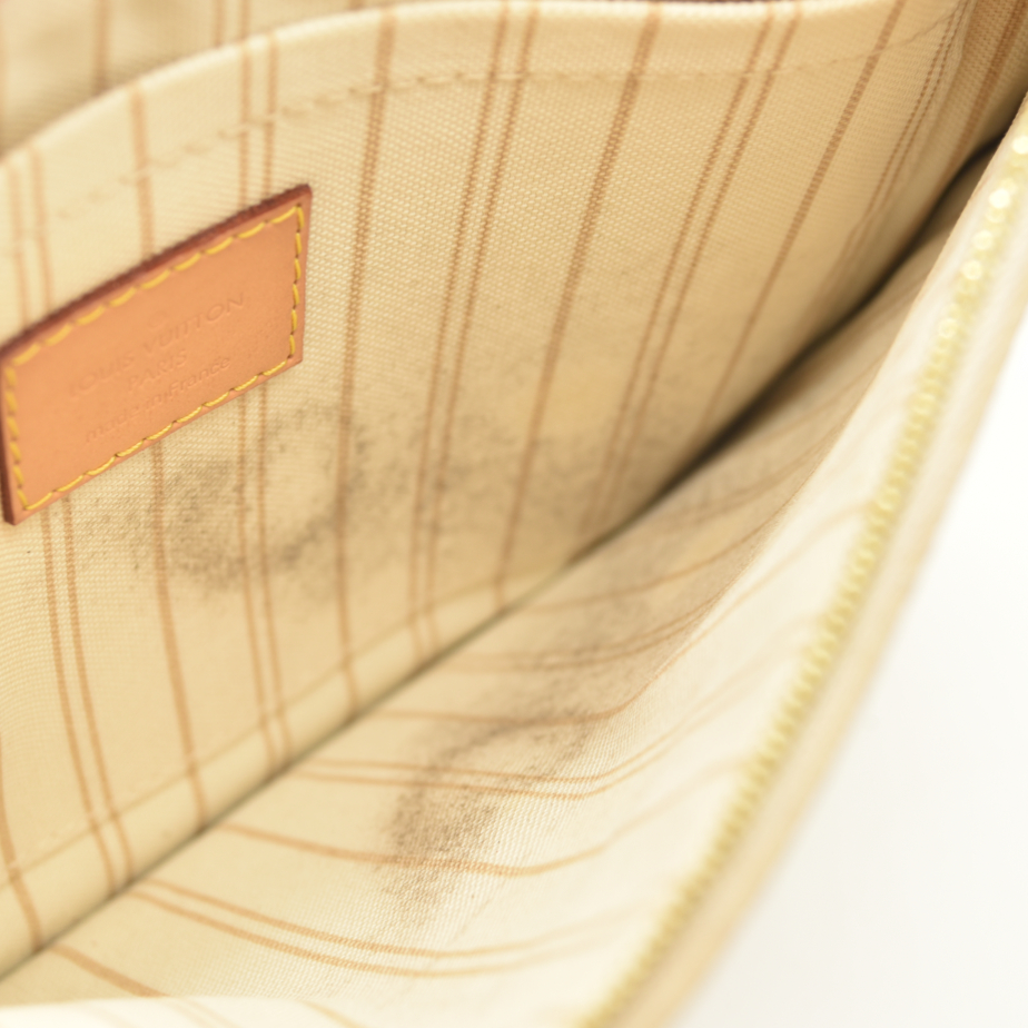 LOUIS VUITTON Damier Azur Neverfull MM AR4220