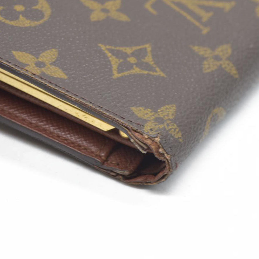 $675  Louis Vuitton Monogram Porte Monnaie Billets Viennois Bifold Wallet TH0041