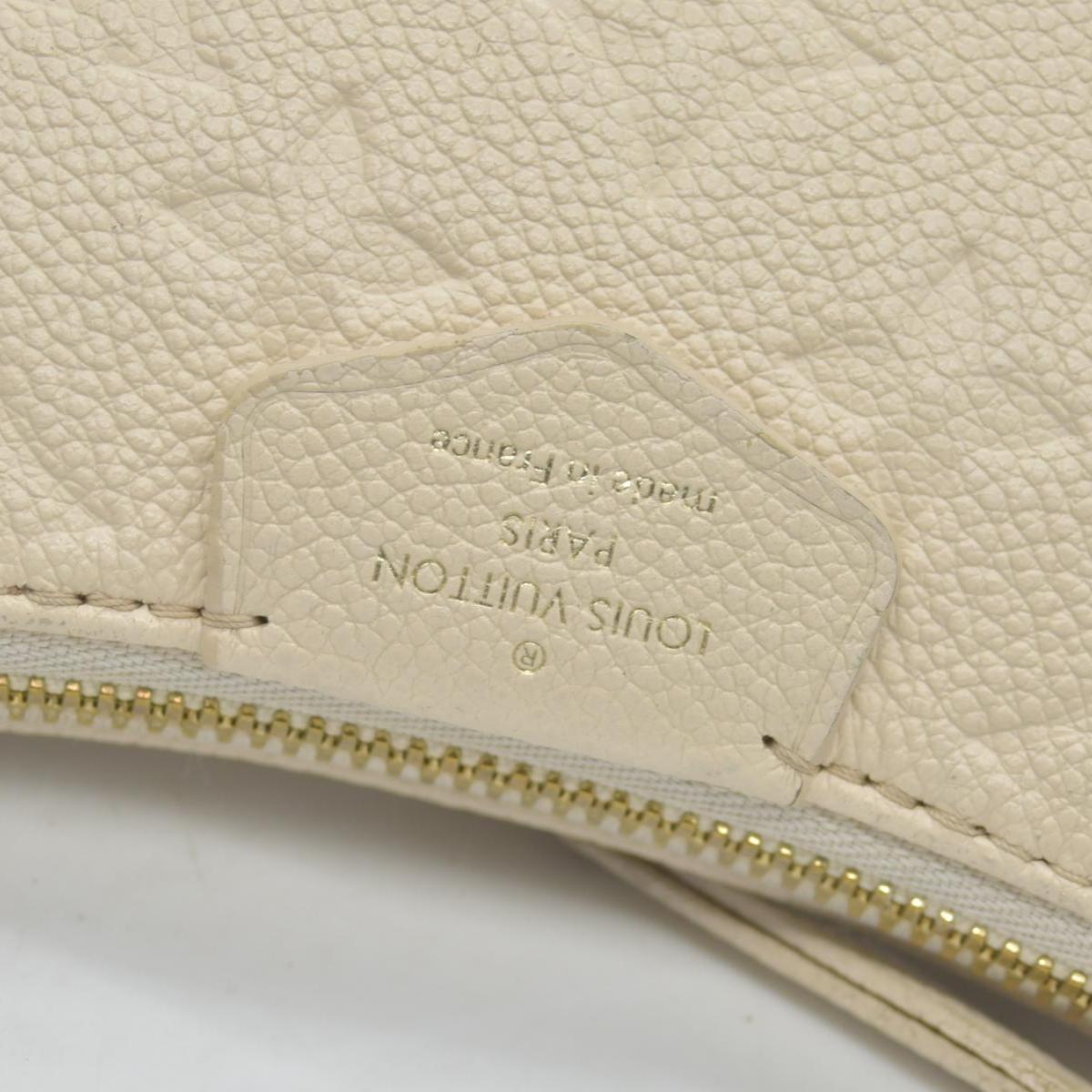 $1770 Louis Vuitton  LV Monogram Easy Pouch on Strap 10019631