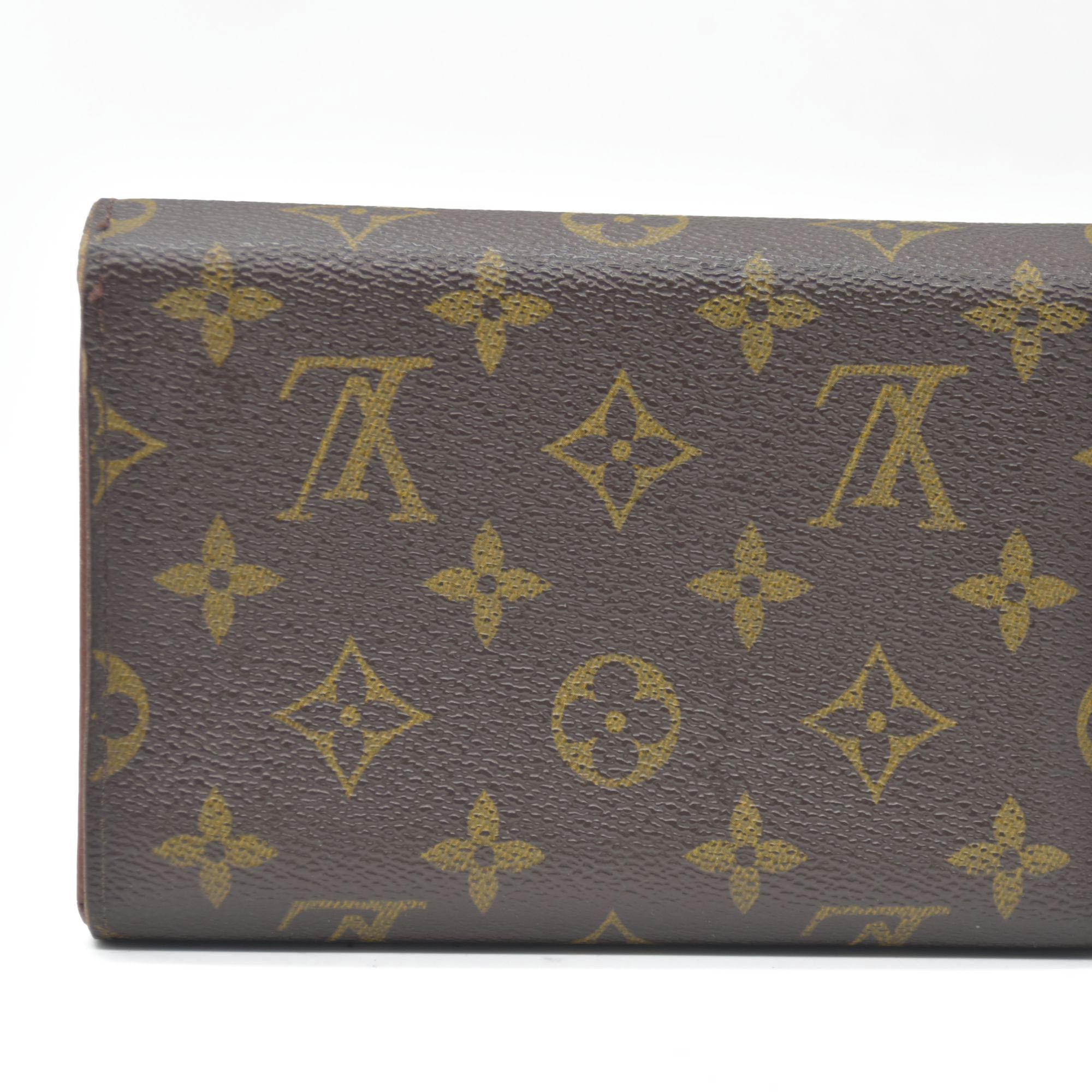 $610 LOUIS VUITTON Monogram Alexandra Trifold Wallet SP0090