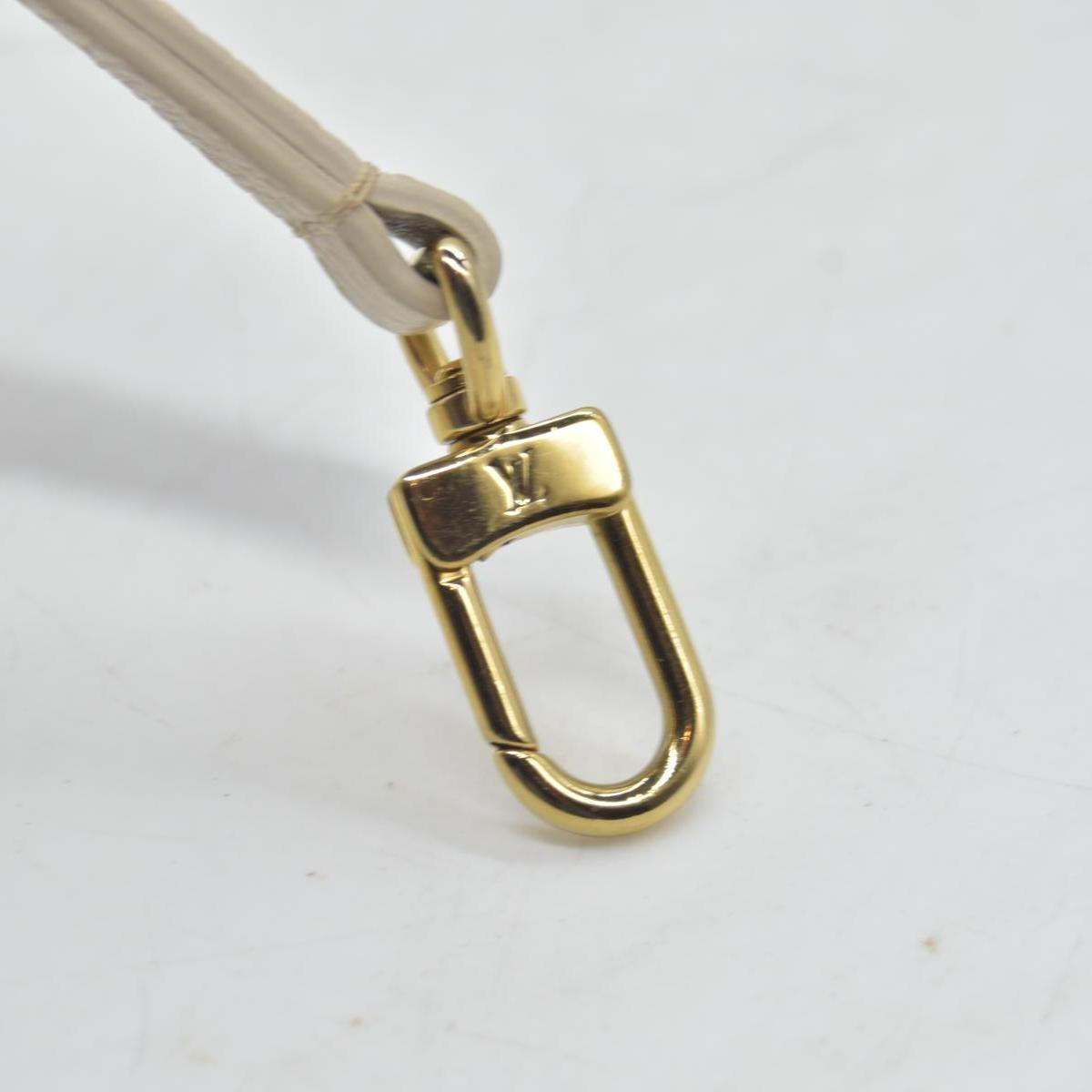 $1770 Louis Vuitton  LV Monogram Easy Pouch on Strap 10019631