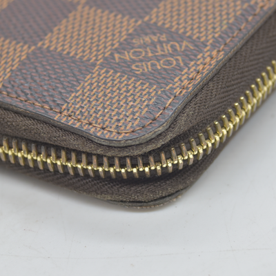 $915 2012 Louis Vuitton Damier Ebene Zippy Wallet CA2162