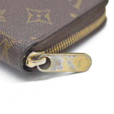 $915 Louis Vuitton Monogram Zippy Wallet GI8112