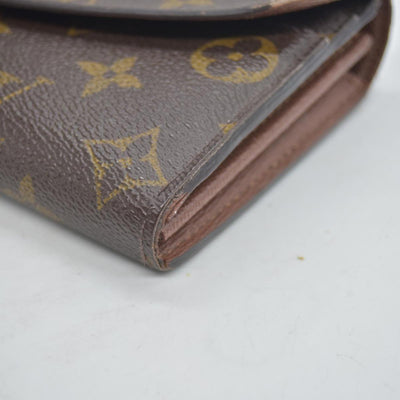 $800 2017 Louis Vuitton Monogram Sarah Wallet NM CONSIGNMENT