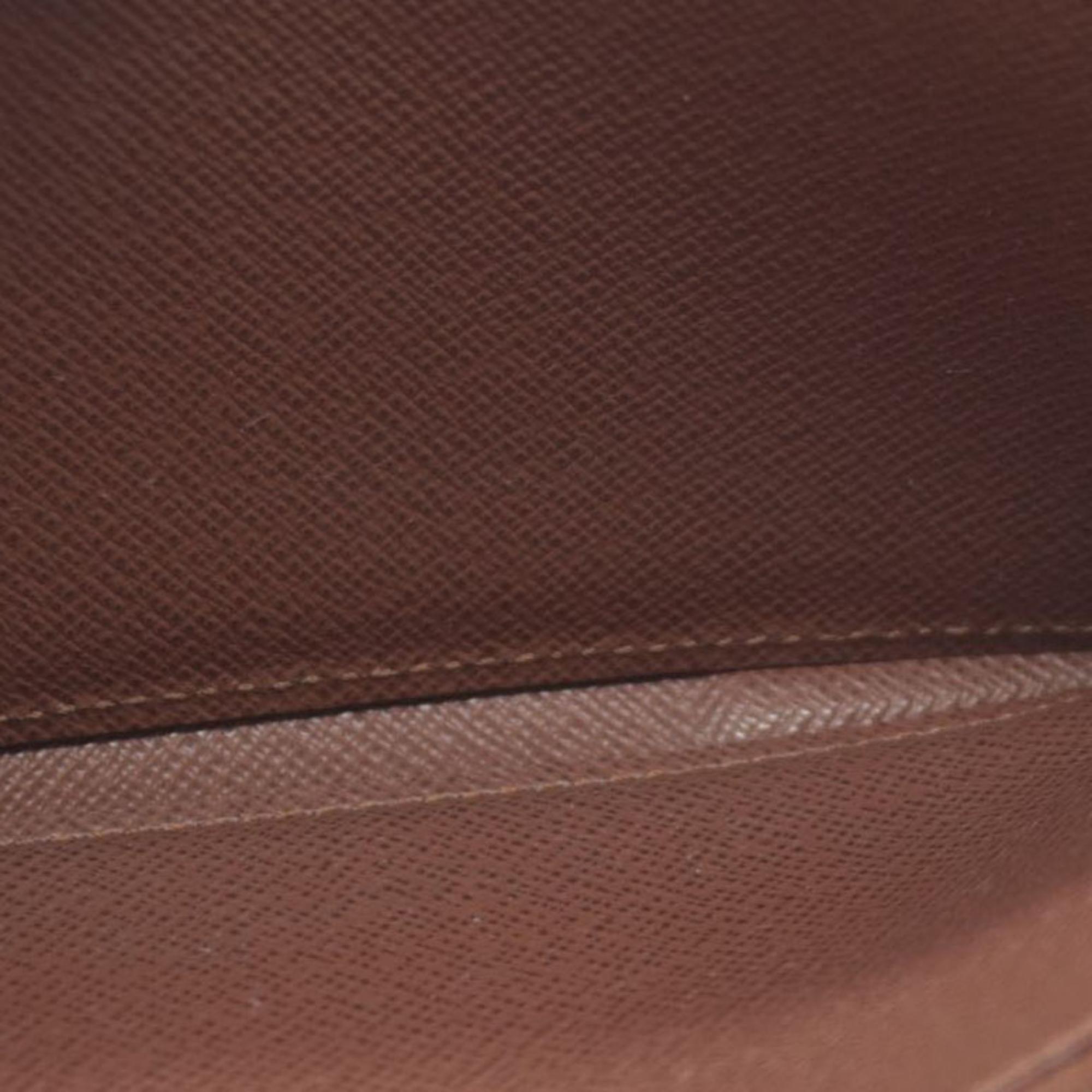 $915 Louis Vuitton Monogram Zippy Wallet GI8112