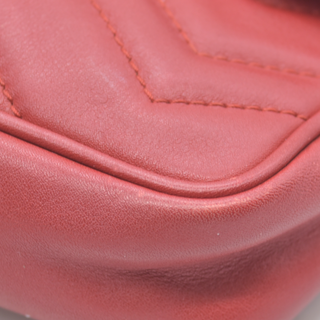 $1550 Gucci Leather Marmont Super Mini Red Crossbody CONSIGNMENT