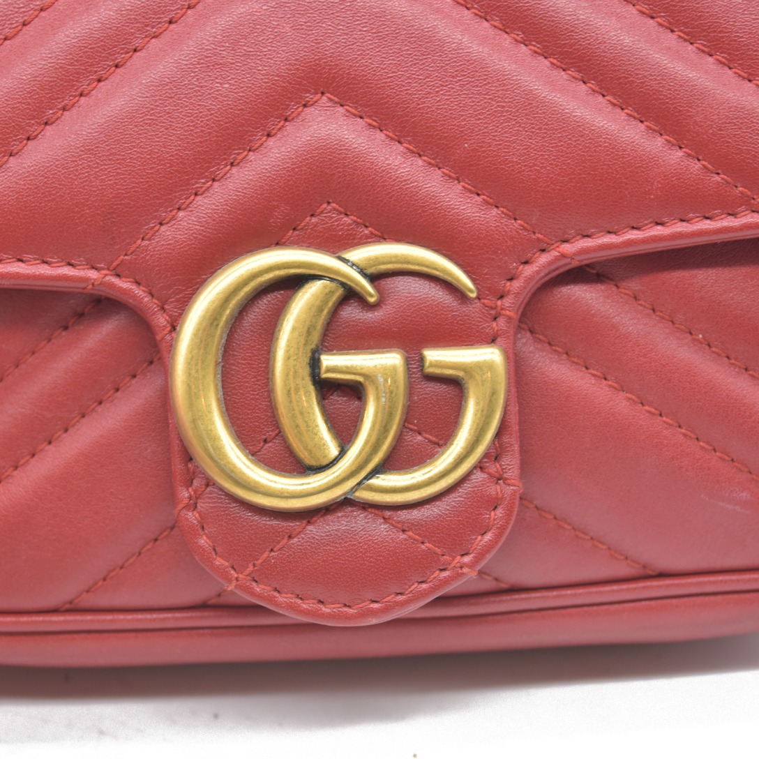 $1550 Gucci Leather Marmont Super Mini Red Crossbody CONSIGNMENT