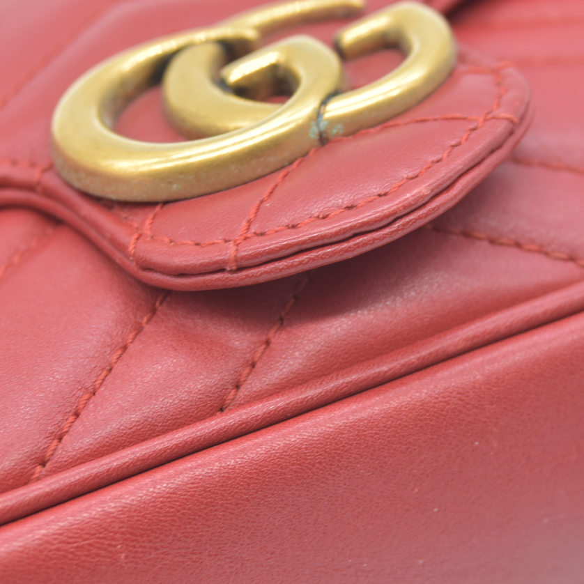 $1550 Gucci Leather Marmont Super Mini Red Crossbody CONSIGNMENT