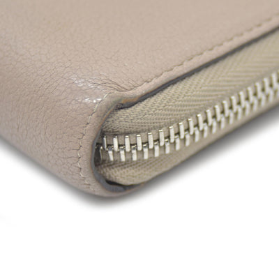 $1420 Louis Vuitton  Veau Cachemire Comete Wallet Galet MI5126