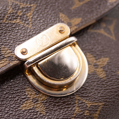 $705 2005 Louis Vuitton Monogram Koala Compact Wallet TH0065