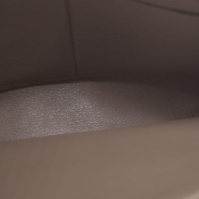 $1420 Louis Vuitton  Veau Cachemire Comete Wallet Galet MI5126