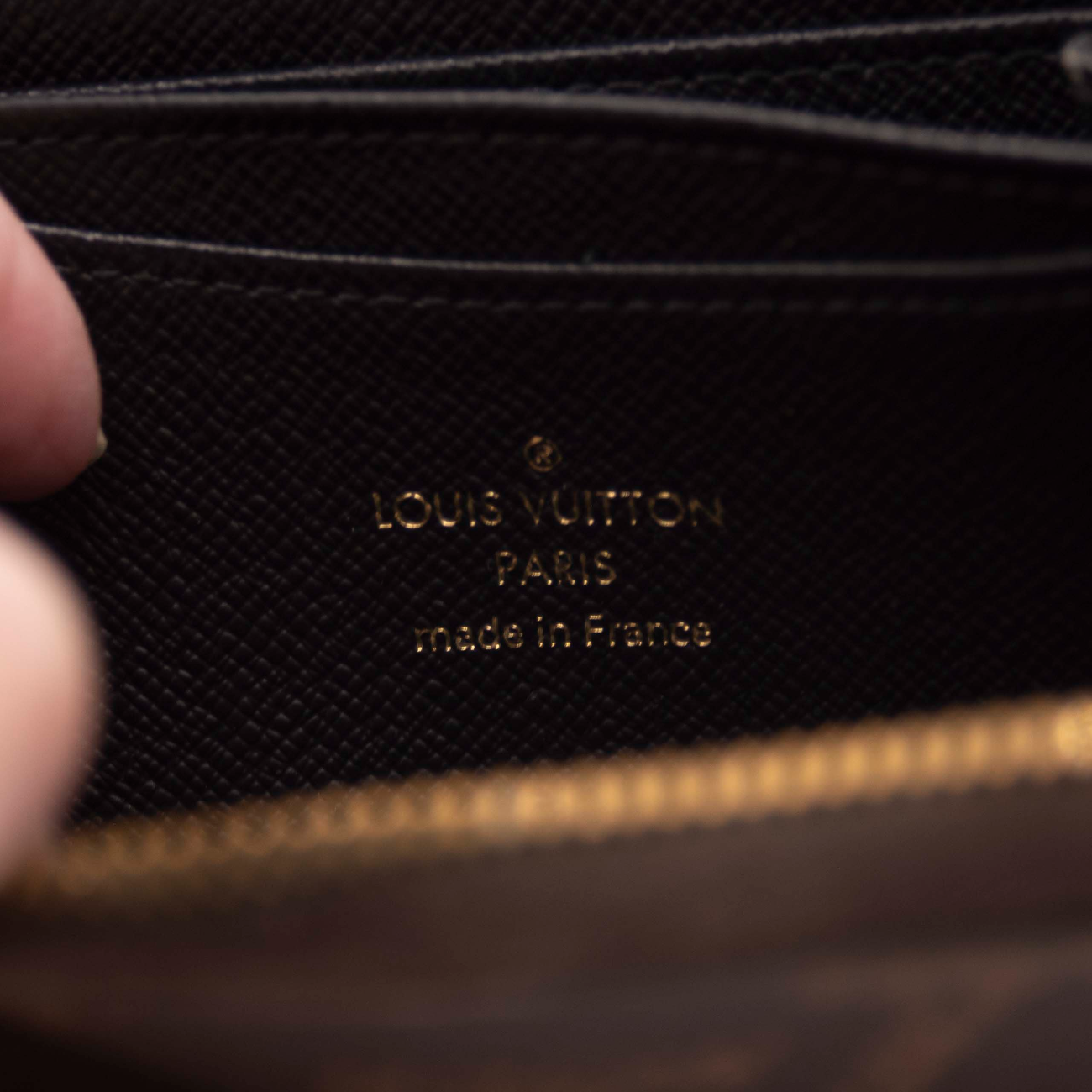 $560 2020 Louis Vuitton Monogram Giant Zippy Coin Purse SN4290