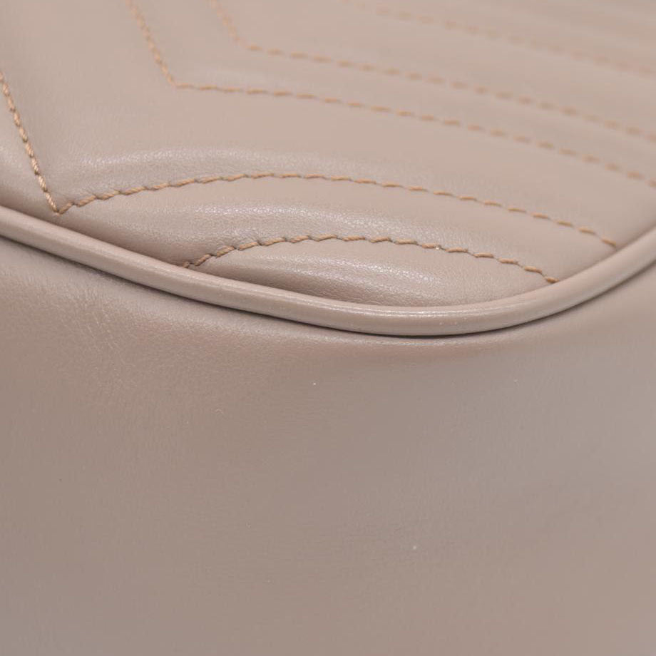 $1950 Gucci  Calfskin Matelasse Small GG Marmont Chain Shoulder Bag Beige