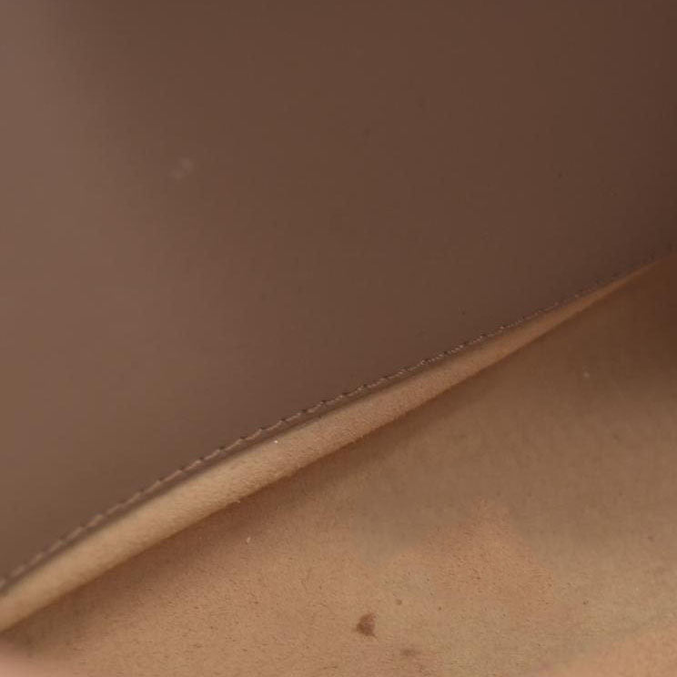 $1950 Gucci  Calfskin Matelasse Small GG Marmont Chain Shoulder Bag Beige