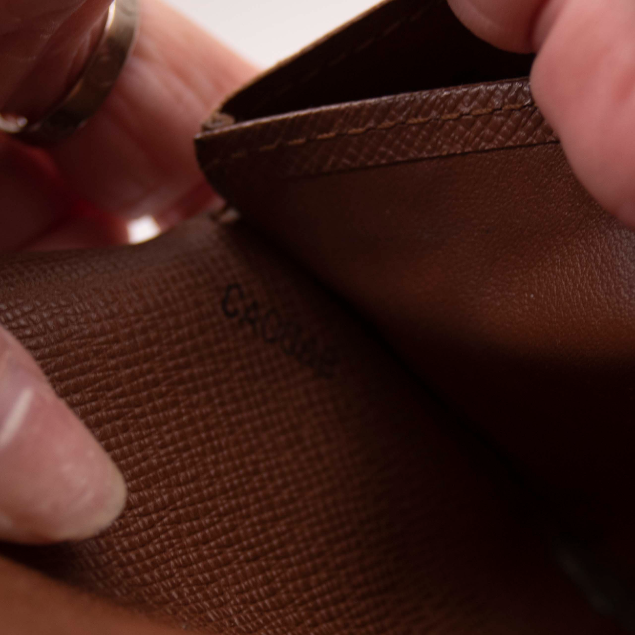$775 2008 Louis Vuitton Monogram Portefeiulle Sarah Long Bifold Wallet Brown CA0068