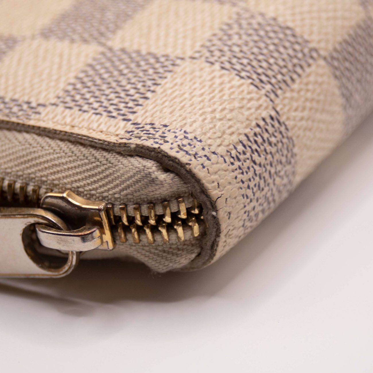 $960 2007 Louis Vuitton Damier Azur Zippy Zip Around Long Wallet White VI5007
