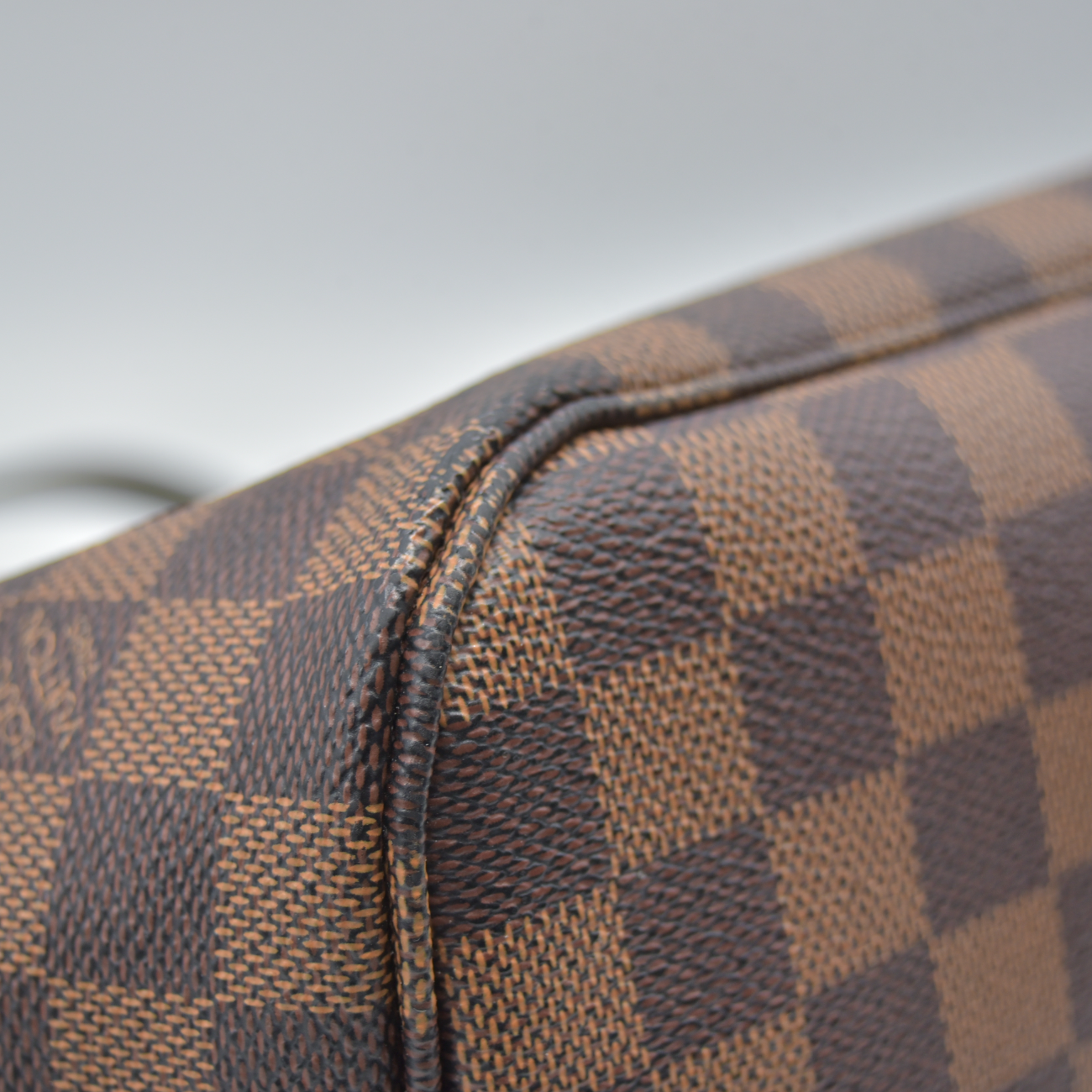 $2240 2012 Louis Vuitton Damier Ebene Neverfull MM GI4142